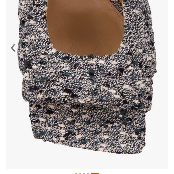 Sandles - Picture 5 of 12